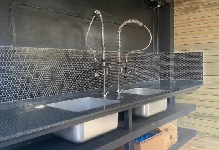 Custom mosaic kitchen splash back by Mosaic Eternity